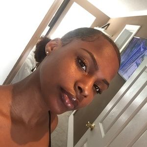 Meet your Posher, Nailah